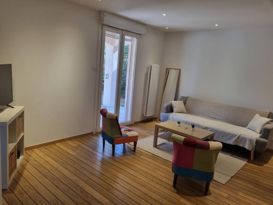 Bas De Villa Calme Proche Plages La Seyne-sur-Mer Exterior foto